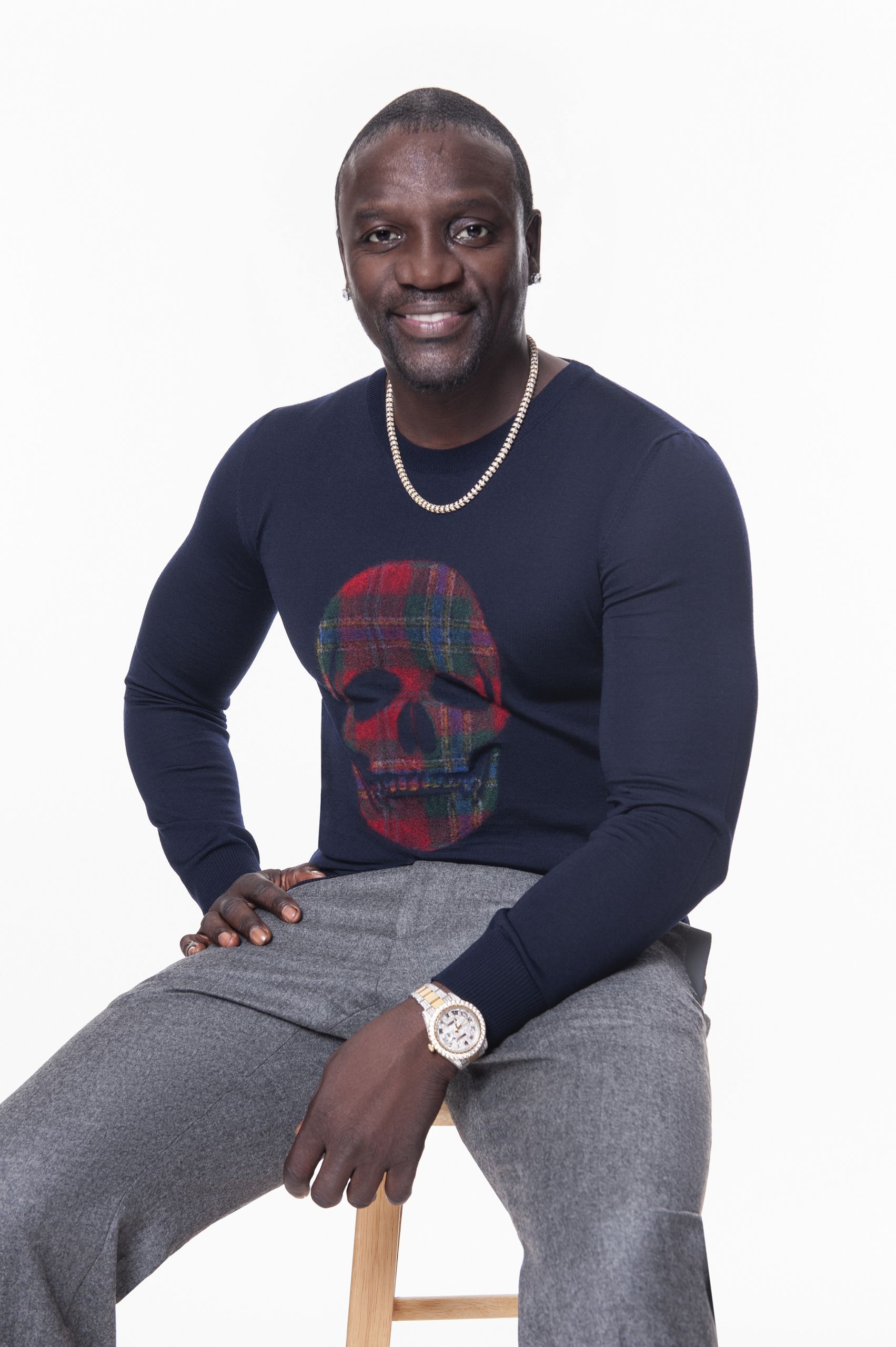 Akon – Lighting the – Inlove Magazine | Celebrity Lifestyle